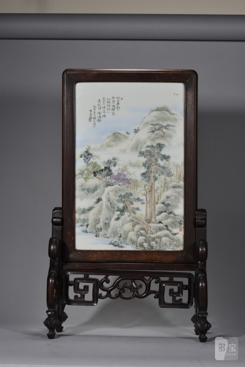 民国 天鸟道人浅绛彩松山幽居图带题诗瓷板 - 图2